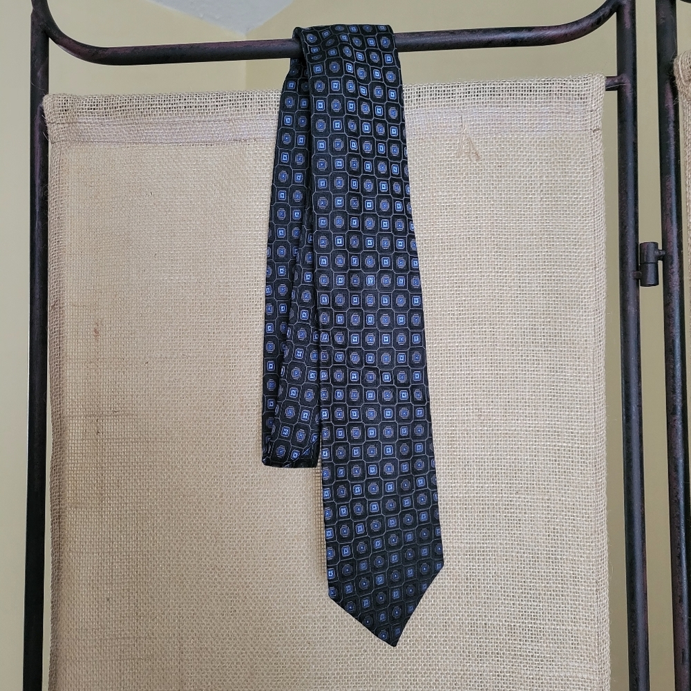 Bruno Pirttelli 100% Silk Tie Black Blue Gray Necktie